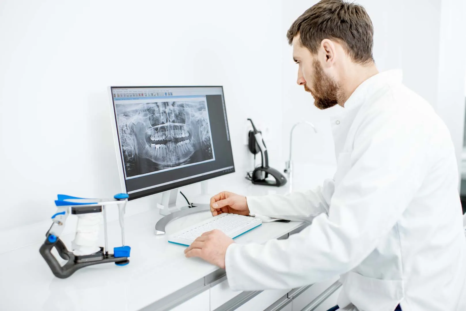 Digital dental X-rays and imaging