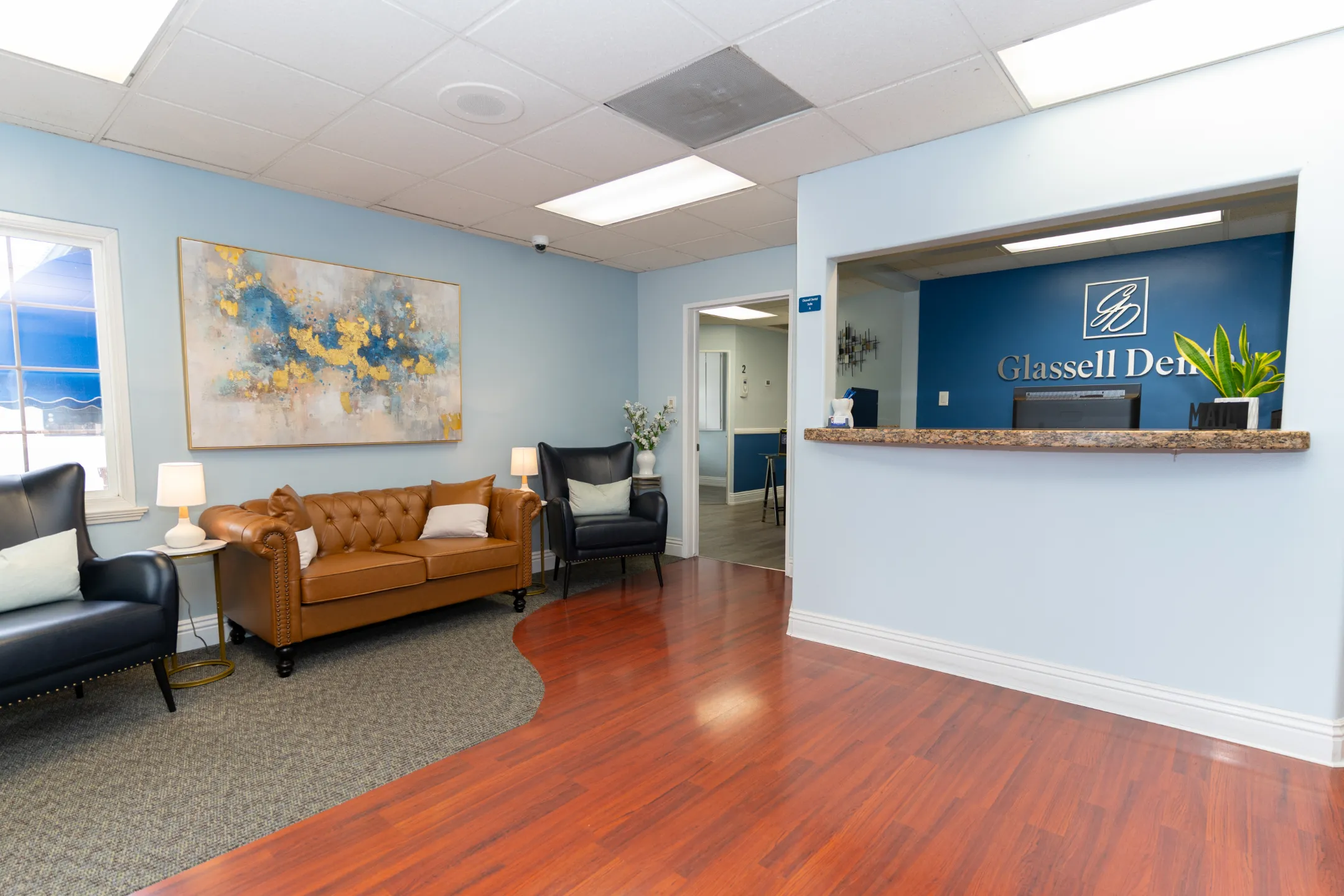 Glassell Dental office environment